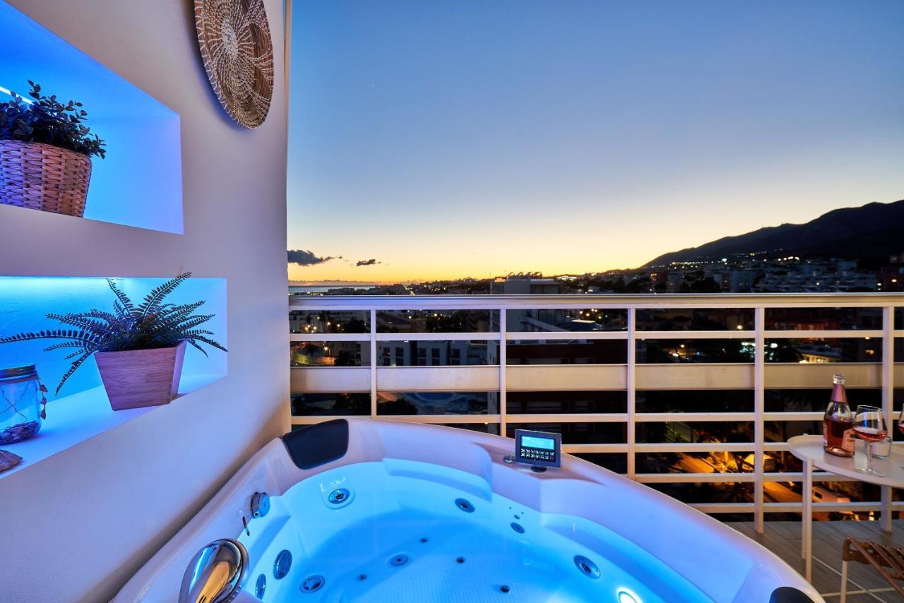 Sunset Beach Charming Apartment With Jacuzzi Torremolinos Exterior photo