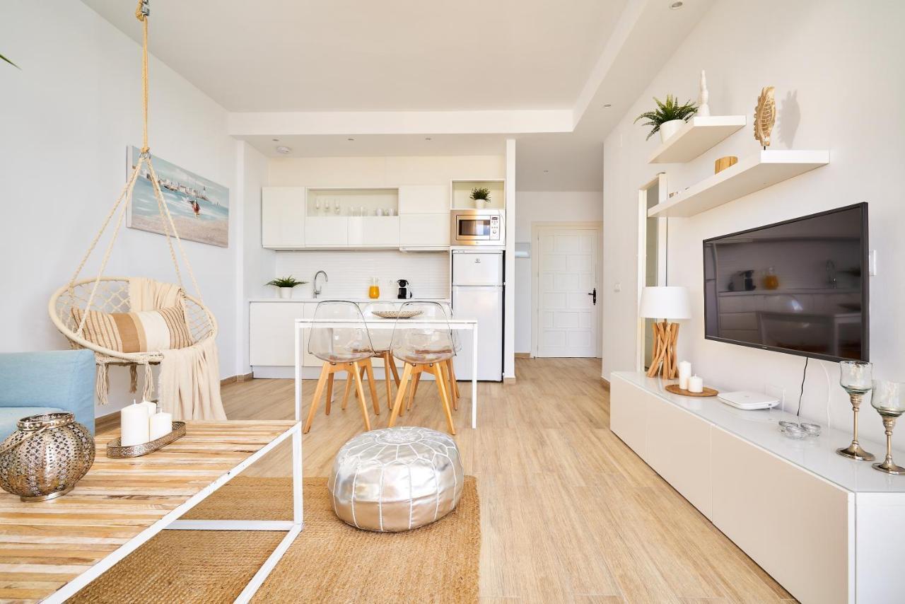 Sunset Beach Charming Apartment With Jacuzzi Torremolinos Exterior photo